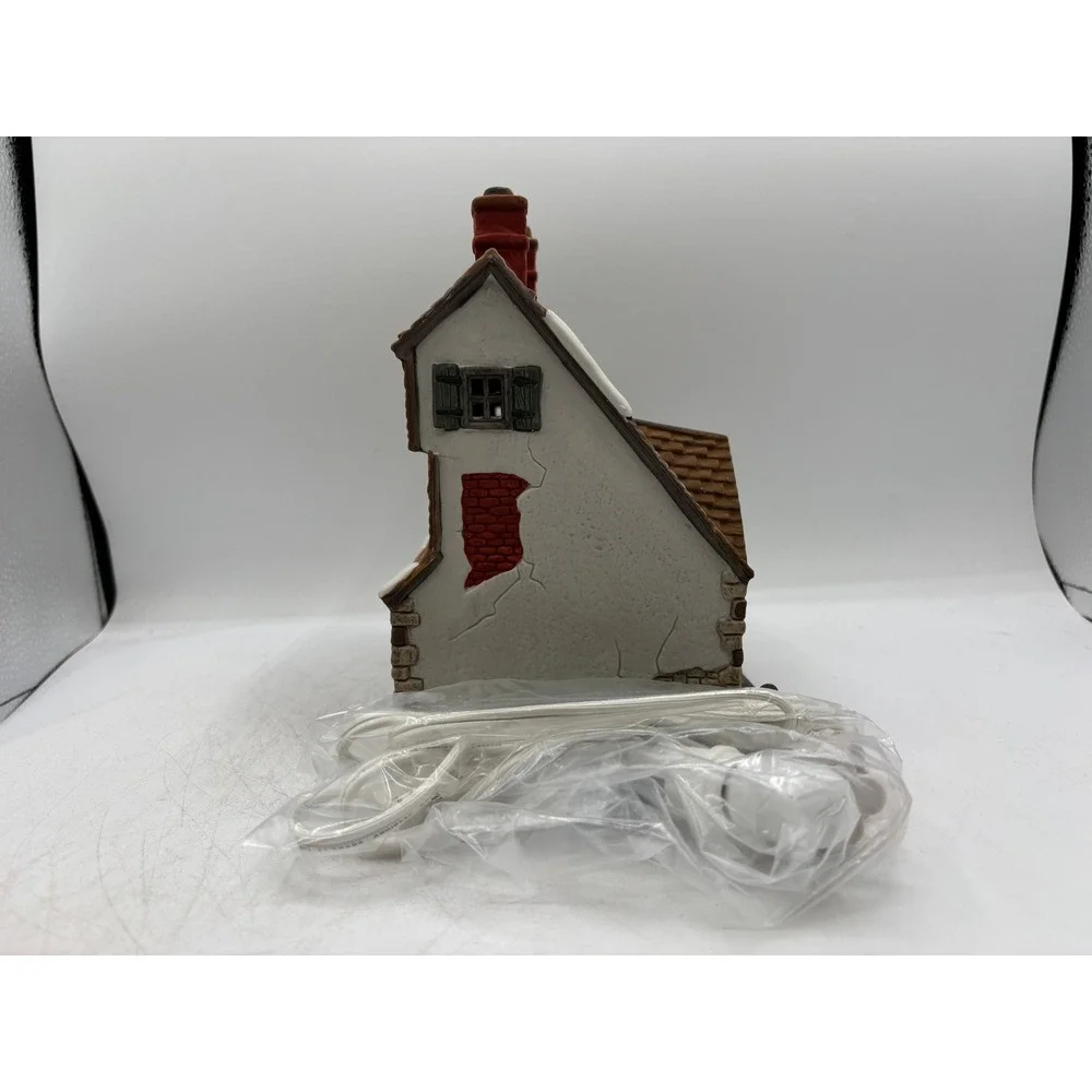 Dept 56 1988 HVC DVS Nicholas Nickleby Wackford Squeers Boarding School 5925-0